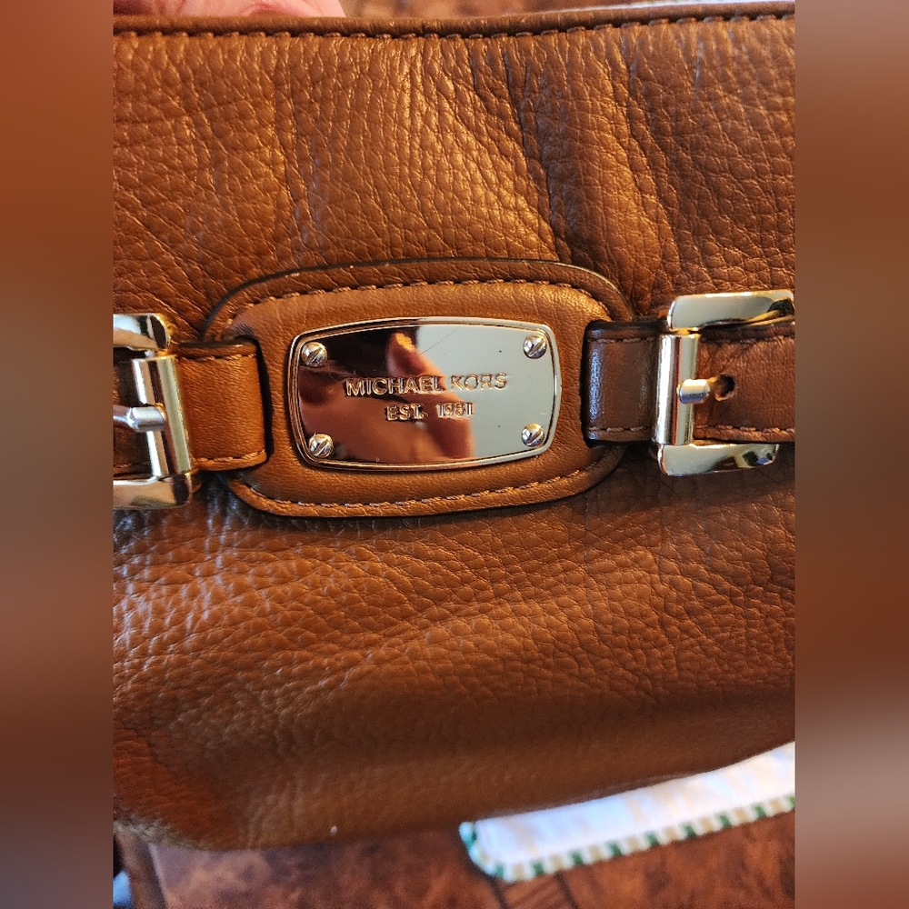 ✨ Michael Kors Brown Leather Shoulder Bag ✨ - Picture 3 of 4